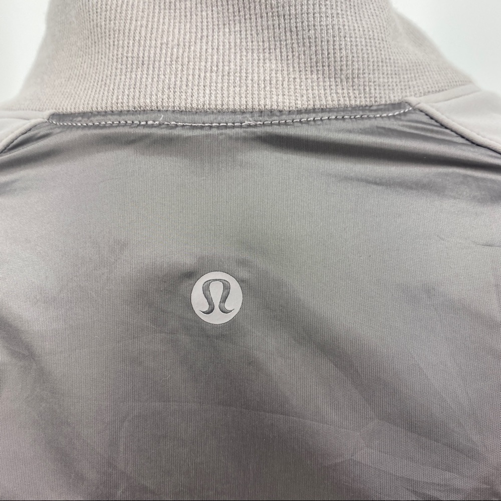 Lululemon Gray Swept Along Jacket Size Small
